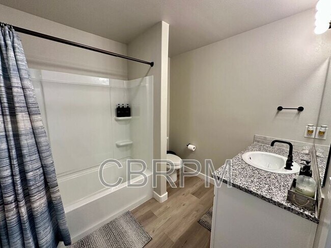 Building Photo - 2014 132nd St