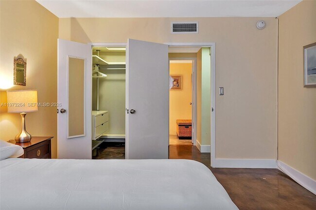 Building Photo - 1200 West Ave