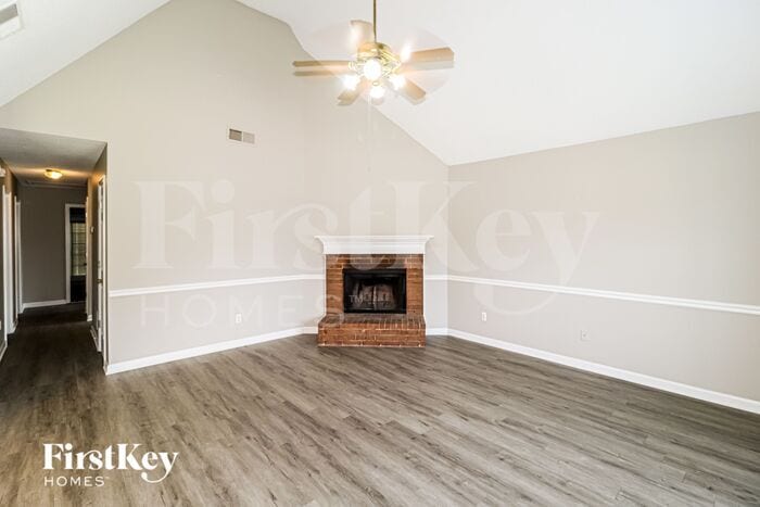 Building Photo - 6856 Meadow Chase Ln