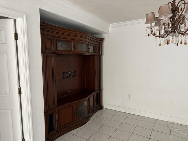 Building Photo - 1125 NW 144th St