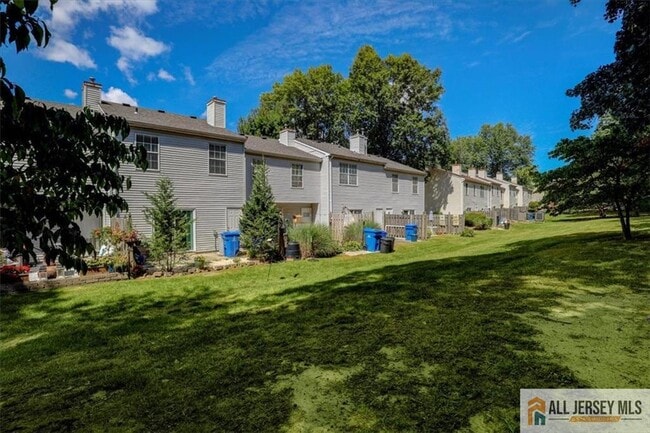 Building Photo - 715 Darlington Dr