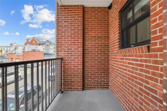 Building Photo - 11 Purdy St