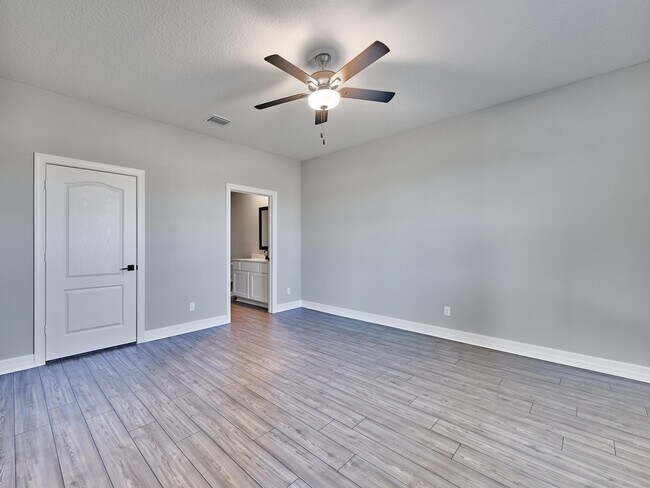 Building Photo - 1810 Celebration Dr