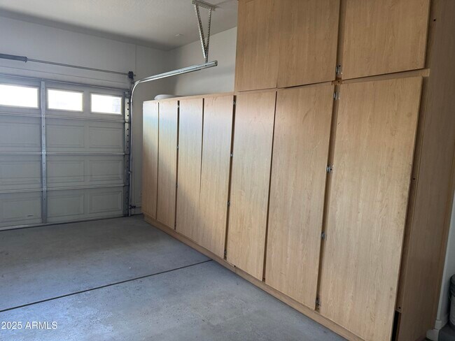 Building Photo - 2706 N 115th Dr