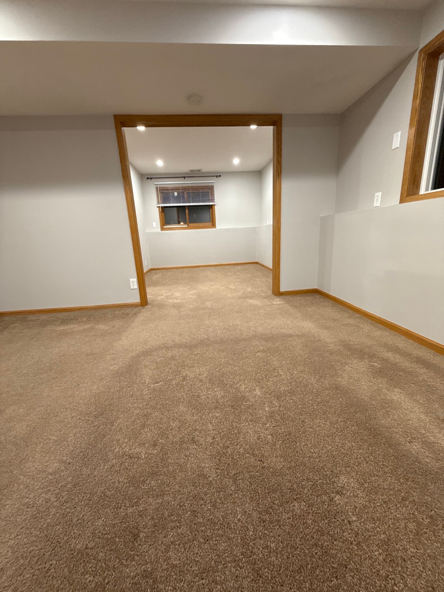 Bonus room adjoining the bedroom—ideal for office, den, or extra closet space. - 9092 Goldenrod Ln N