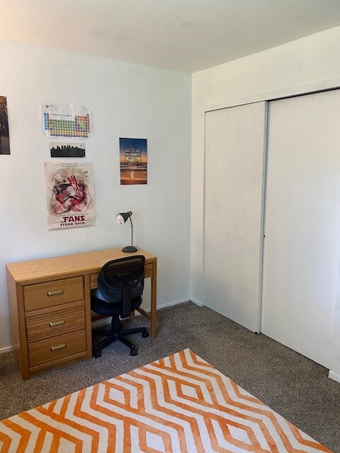 Building Photo - 42 Patricia Ln