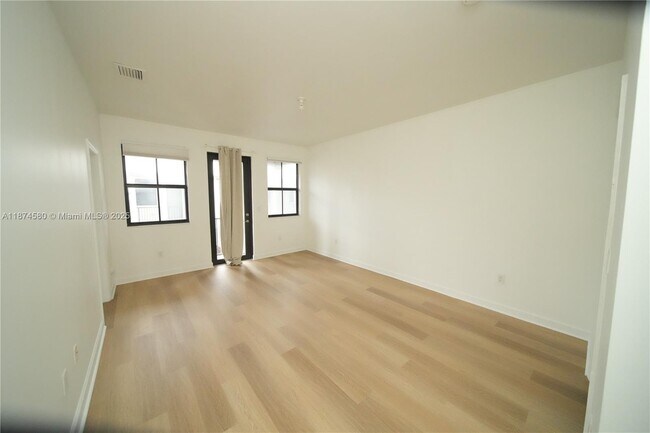 Building Photo - 10457 NW 61st St