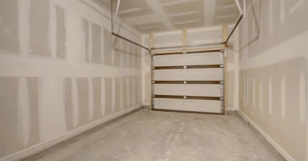 Building Photo - 3180 Delancy St