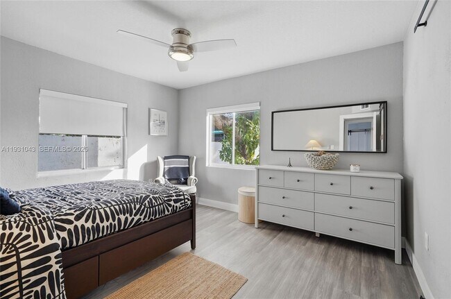 Building Photo - 1590 NW 38th St