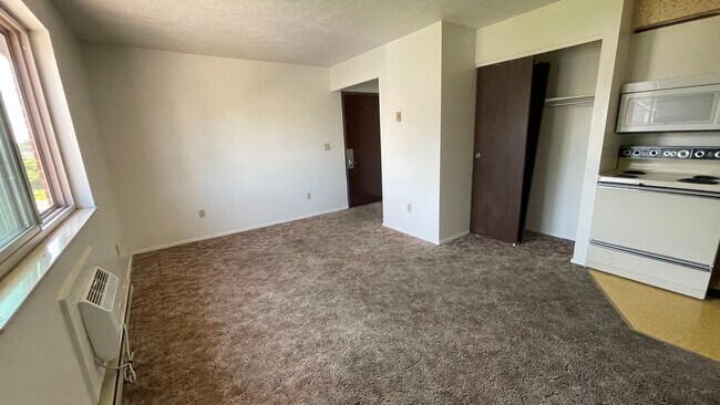 Building Photo - Benner Street Apartments