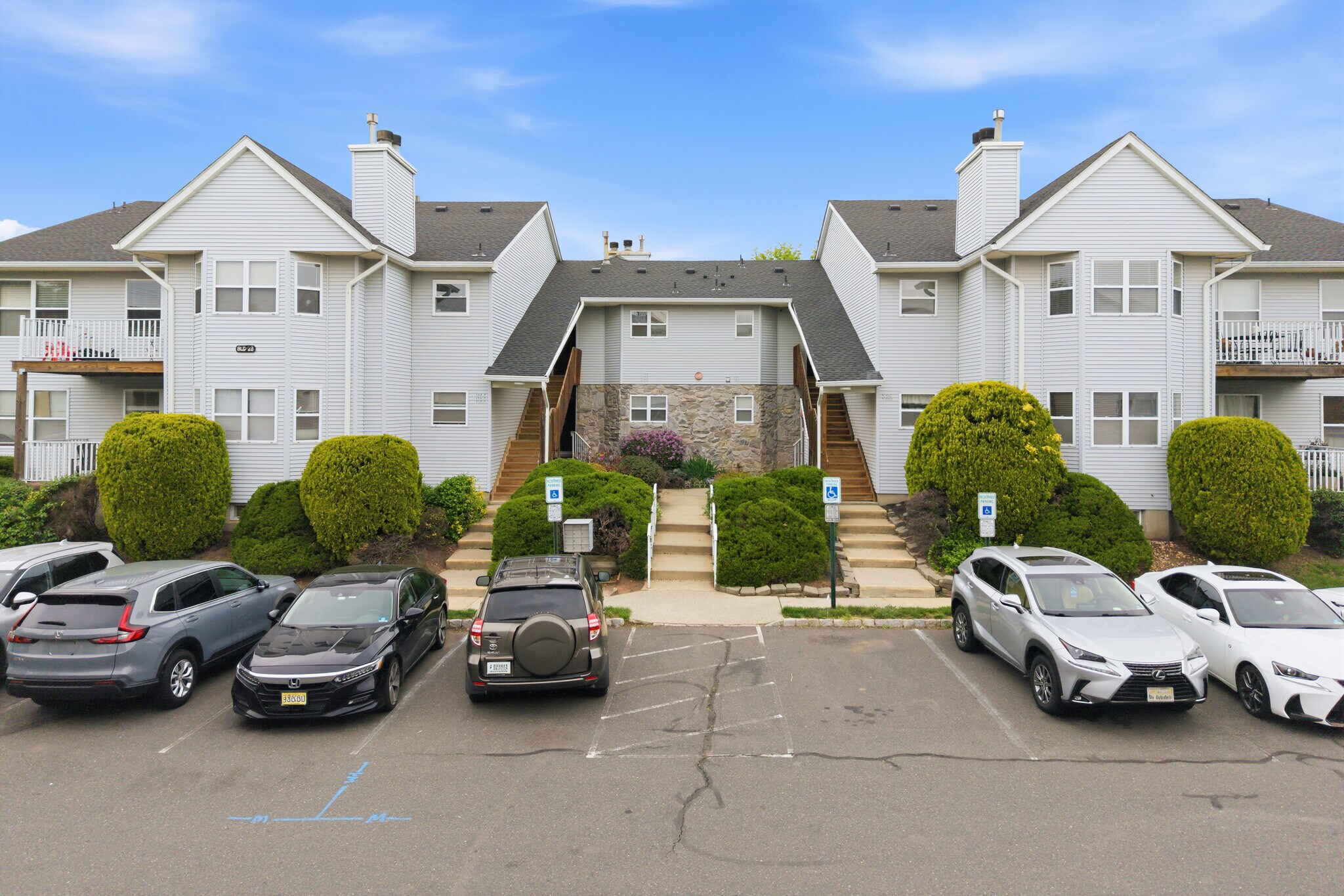Building Photo - 194 Bexley Ln