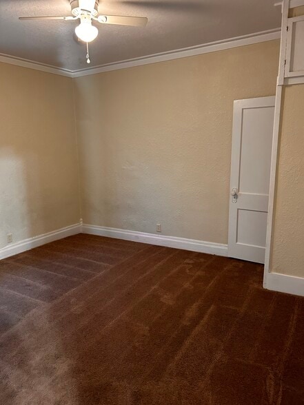 2nd bedroom - 2007 Main St
