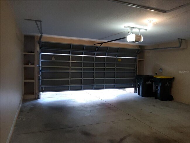Building Photo - 3055 Anquilla Ave