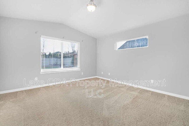 Building Photo - 2892 W Rimbaud Ave