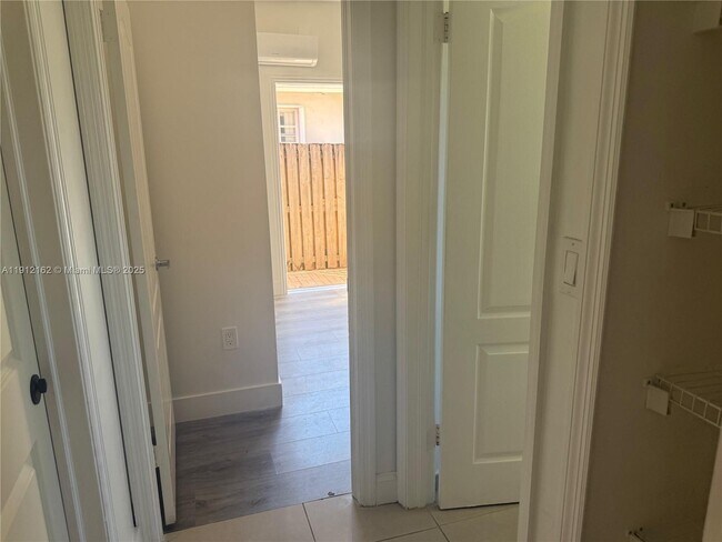 Building Photo - 10103 SW 159th Ave