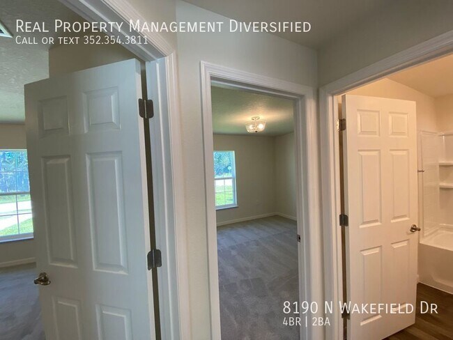 Building Photo - 8190 N Wakefield Dr