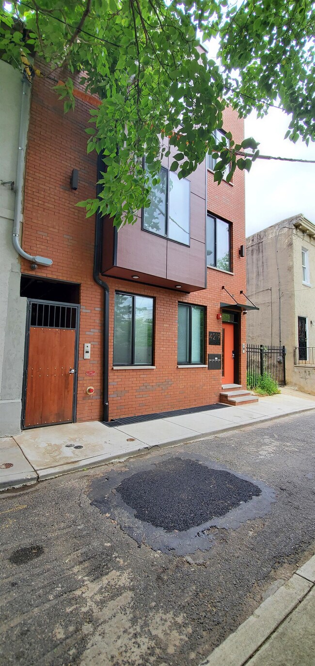Building Photo - 4219 Filbert St