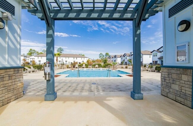 Building Photo - 26918 Spyglass Dr