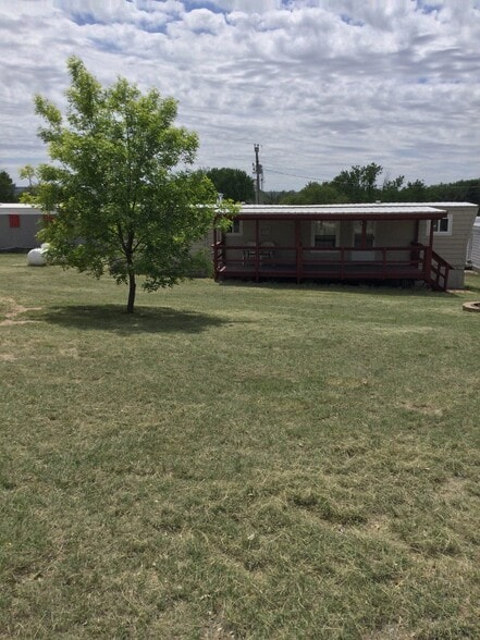 Building Photo - 15 Albees