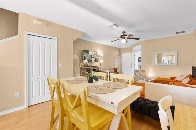 Building Photo - 12322 Foxmoor Peak Dr