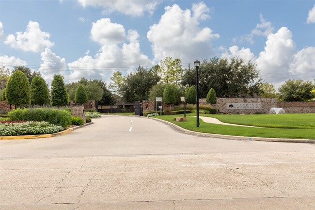 Building Photo - 1126 Sopris Dr