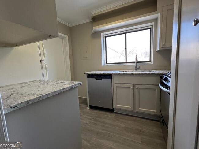 Building Photo - 282 Ardmore Cir NW