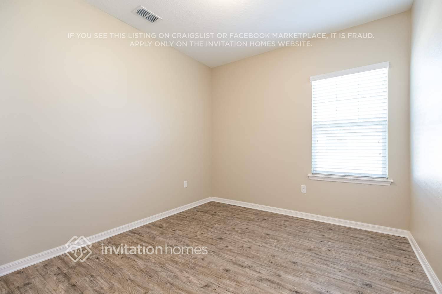 Building Photo - 9311 Meadow Hunt Way