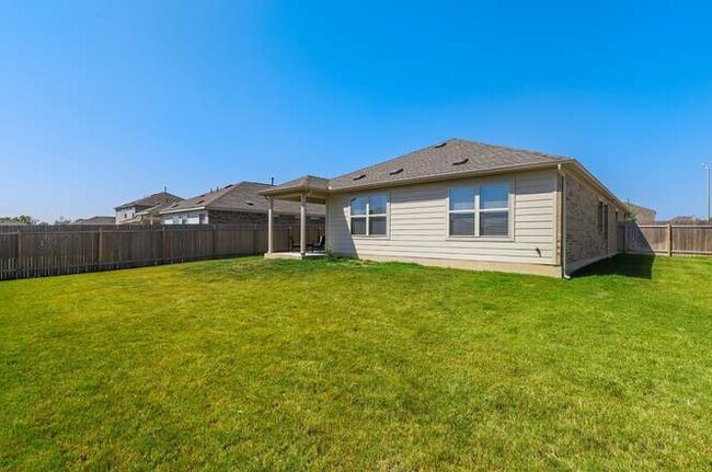 Building Photo - 21317 Wilmiller Ln