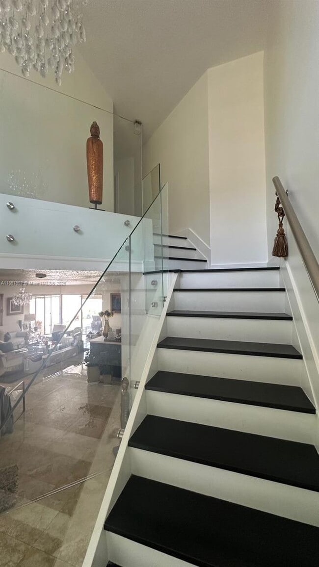 Building Photo - 10121 SW 138th Ct