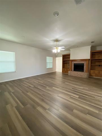 Building Photo - 4763 Red Oak Cir