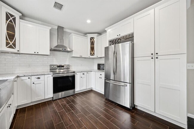 Building Photo - 3202 Breezy Pines Ct
