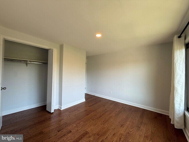 Building Photo - 18118 Kilrush Ct