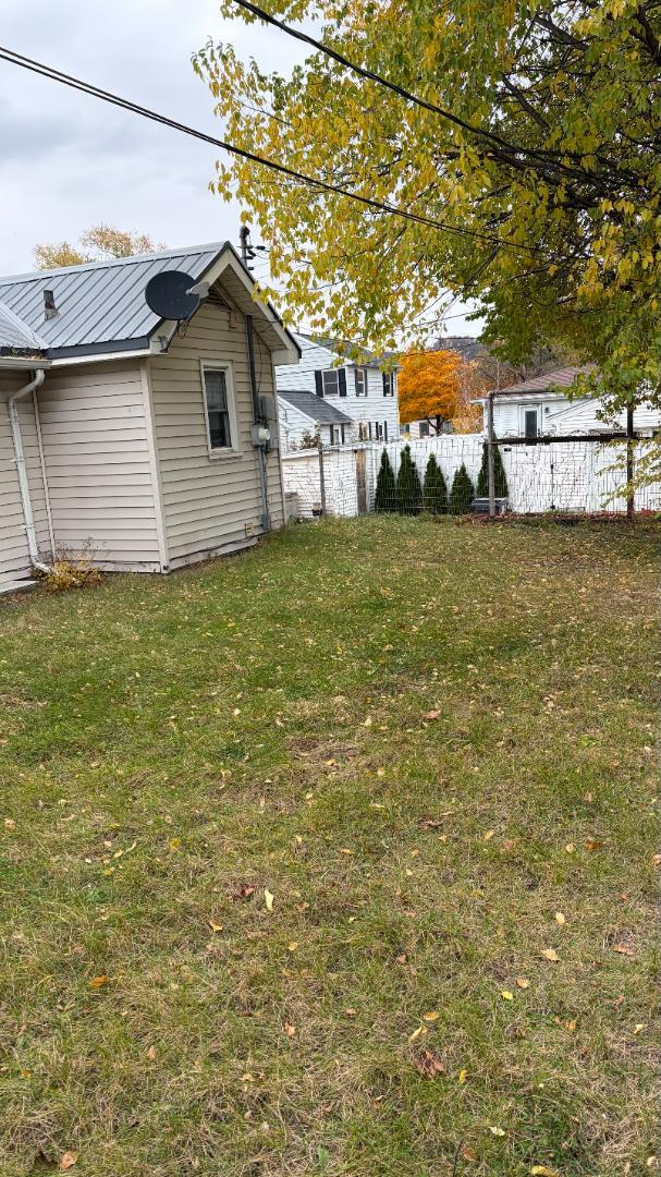 Building Photo - 2113 17th St S