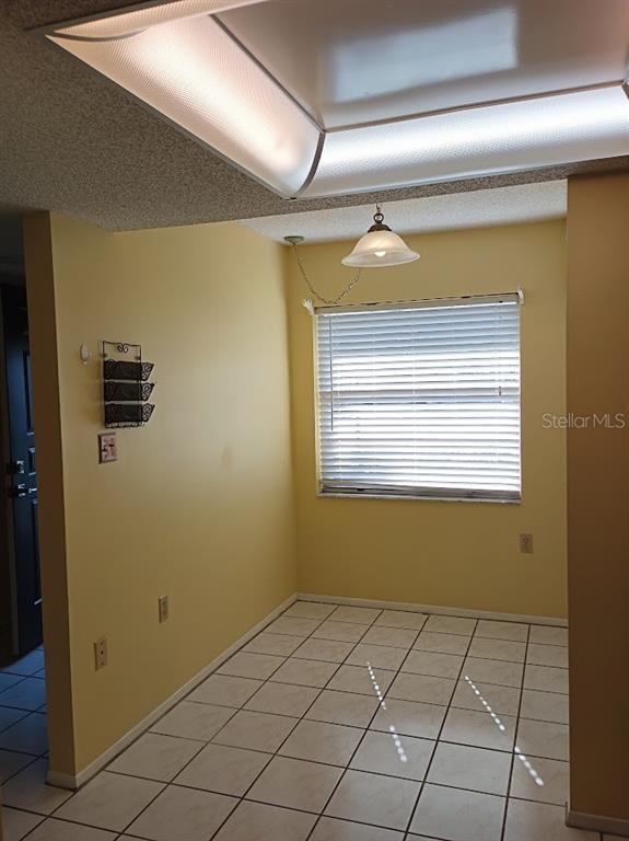 Building Photo - 3813 Staysail Ln