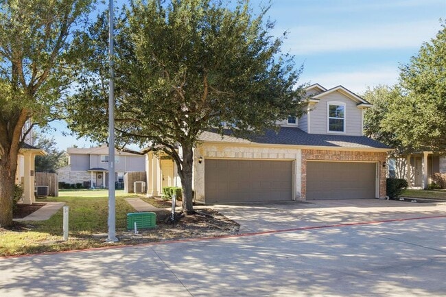 Building Photo - 14408 Charles Dickens Dr