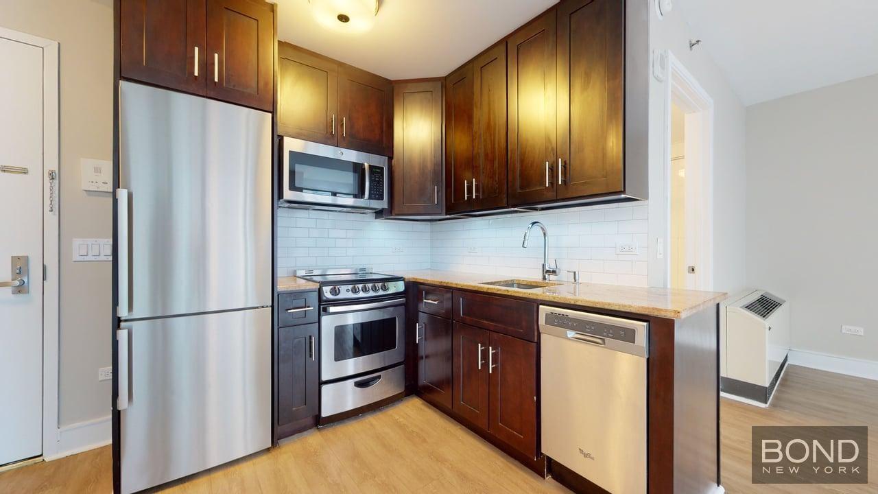 Building Photo - 237 E 34th St