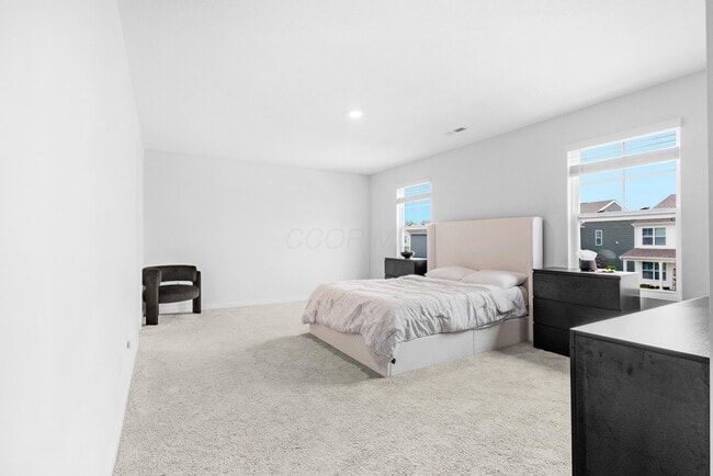Building Photo - 4949 Sanford Grv Pl