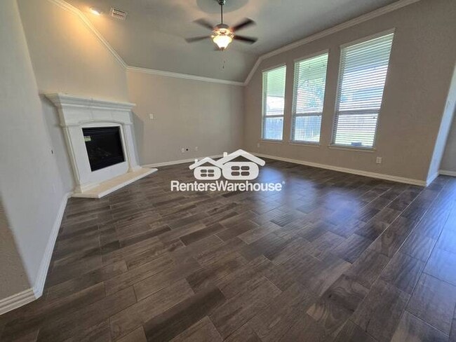 Building Photo - MOVE IN READY - PROSPER TX - 4BEDS 3BATHS