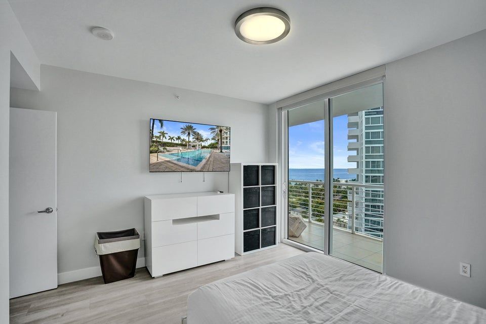 Building Photo - 2821 N Ocean Blvd