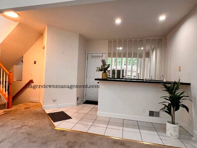 Building Photo - 11507 Rolling Green Ct