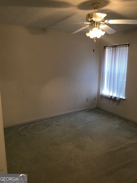 Building Photo - 704 Dover Ct