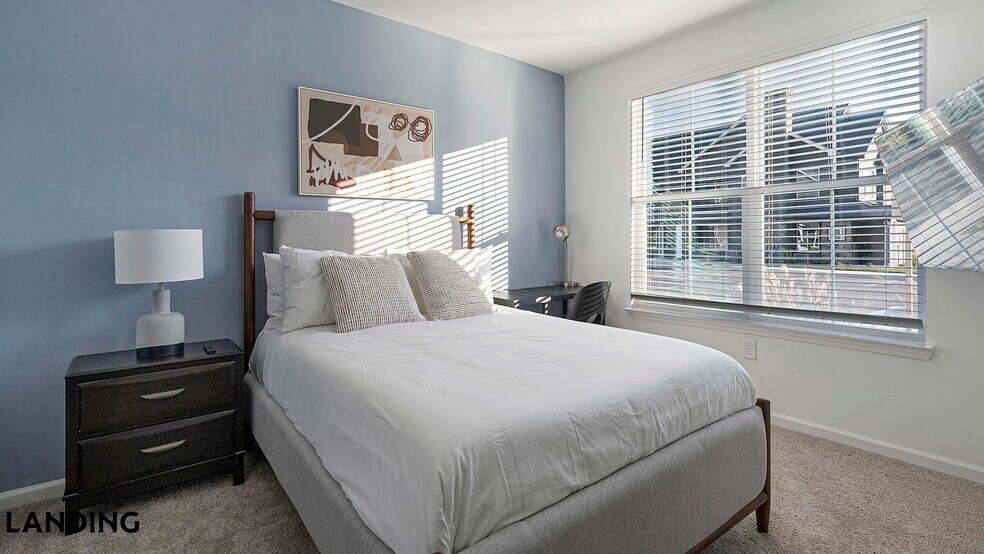 Building Photo - 2800 Milan Ct