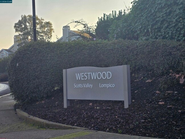 Building Photo - 176 Scotts Valley