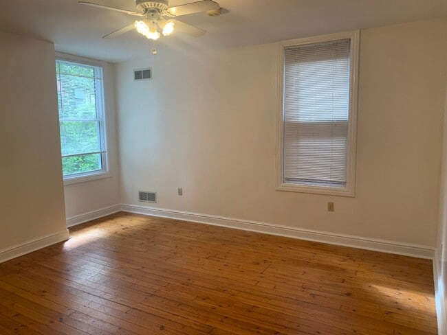 Building Photo - Incredible Shadyside Home!