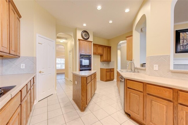 Building Photo - 5810 Sequoia Trace Ct