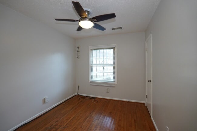 Building Photo - 505 Westchester Dr