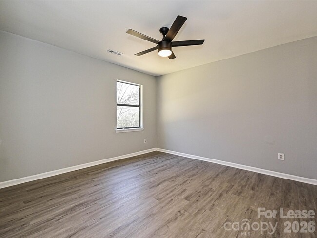 Building Photo - 6455 Tivoli Ct