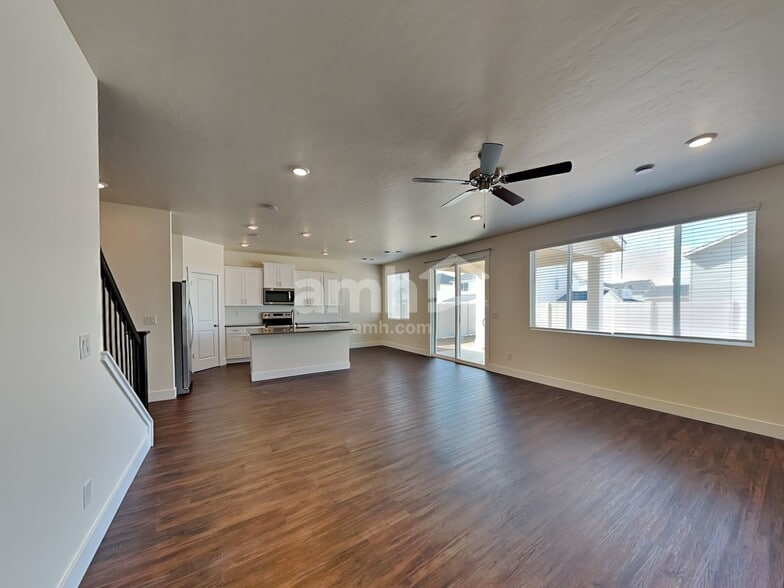 Building Photo - 1408 E Ludlow St