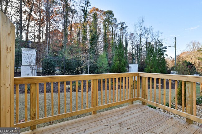 Building Photo - 8026 Linfield Way