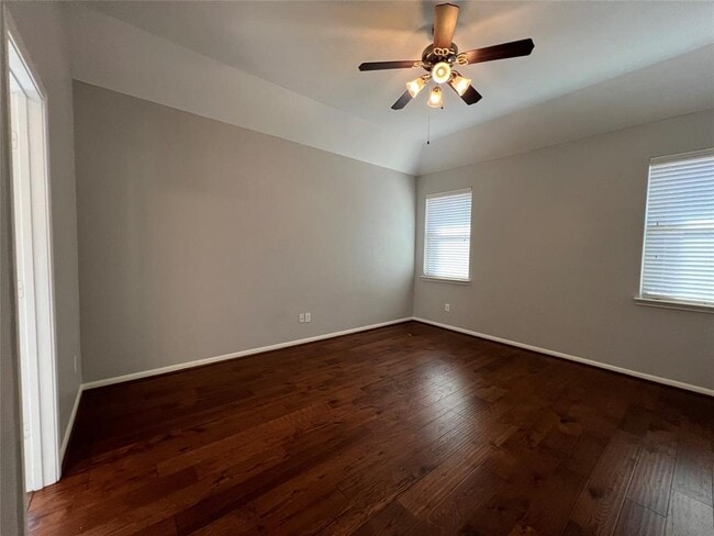 Building Photo - 146 Black Swan Pl